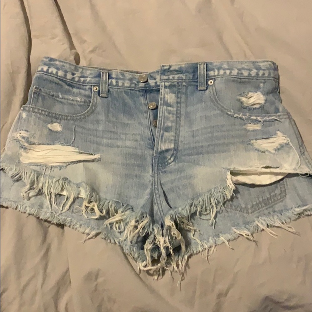 Festival Highwaisted Shorts